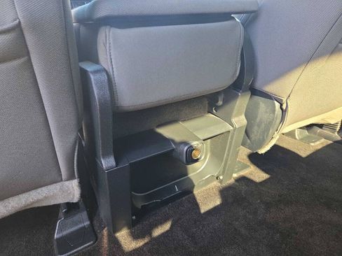 Used 2017 Ford F150 XLT RWD image 22