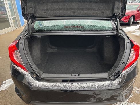 Used 2017 Honda Civic Touring image 29