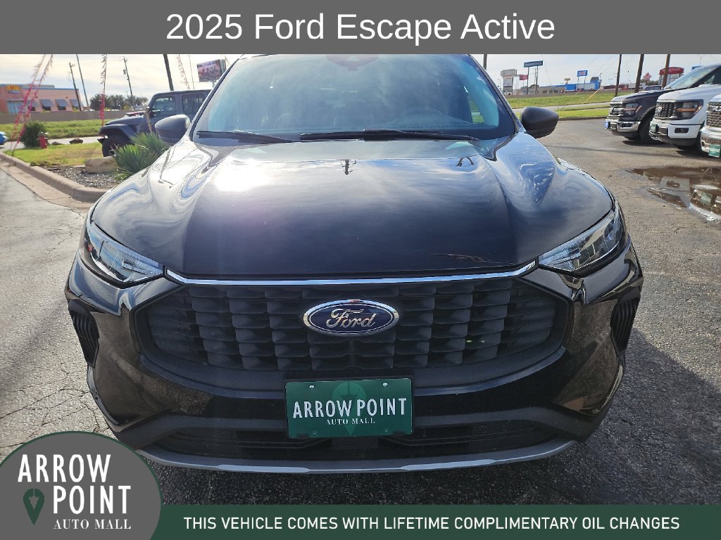 Used 2025 Ford Escape Active FWD image 3