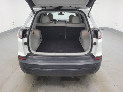 Used 2020 Jeep Cherokee Latitude Plus w/ Comfort/Convenience Group image 29