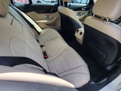 Used 2017 Mercedes-Benz C 300 4MATIC Sedan image 13