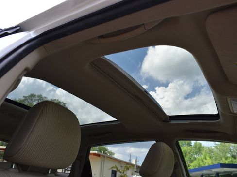 Used 2009 Toyota Venza AWD image 28