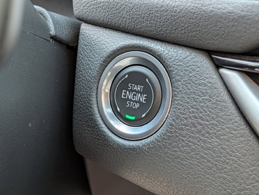 Used 2025 Cadillac XT4 Premium Luxury w/ Cold Weather Package FWD image 20