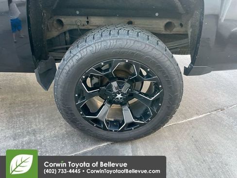 Used 2018 Chevrolet Silverado 1500 LTZ Z71 w/ LTZ Plus Package image 23