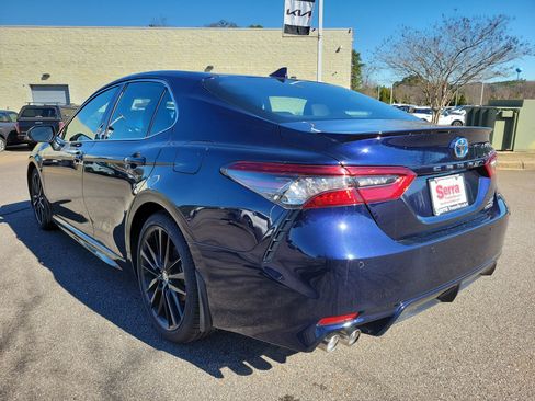 Used 2022 Toyota Camry XSE image 25
