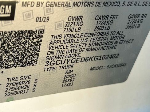 Used 2019 Chevrolet Silverado 1500 LTZ w/ LTZ Premium Package AWD/4WD image 3