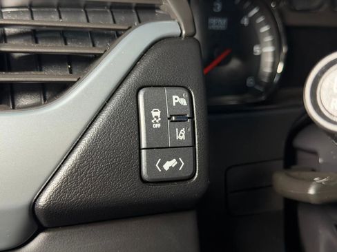 Used 2015 Chevrolet Tahoe LT image 19