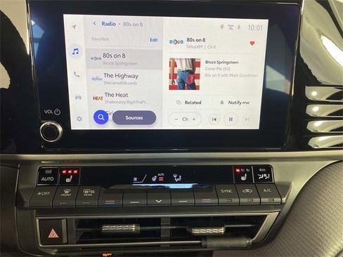 Used 2026 Toyota Camry SE image 22