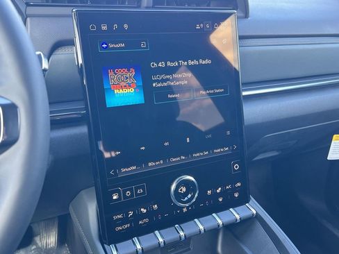 New 2026 GMC Terrain AT4 w/ Convenience Package III image 17