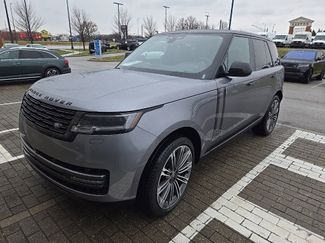 Used 2024 Land Rover Range Rover SE video 1