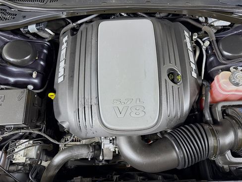 Used 2019 Dodge Challenger R/T w/ Blacktop Package image 37