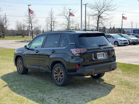 New 2026 Subaru Forester Touring AWD/4WD image 3