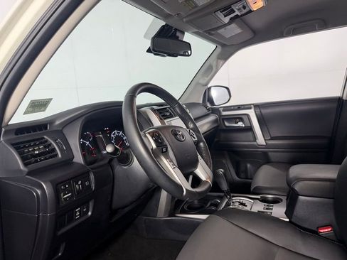 Used 2023 Toyota 4Runner SR5 Premium RWD image 19