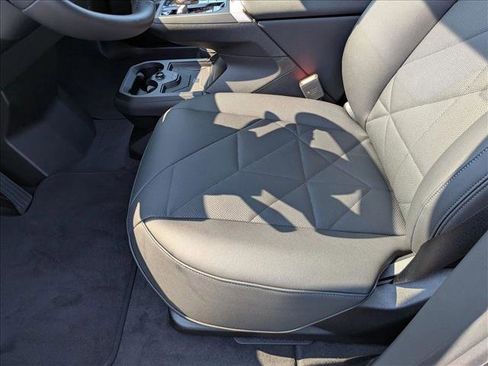 New 2026 BMW iX xDrive60 image 4