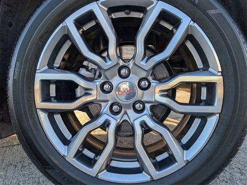 Certified 2024 GMC Terrain Denali w/ Denali Premium Package image 7