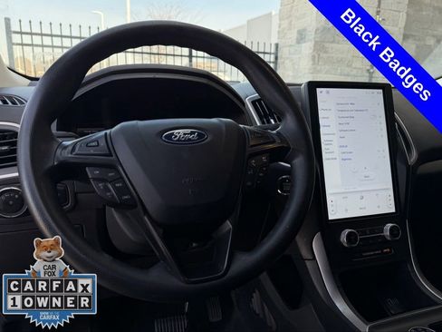 Used 2022 Ford Edge SE w/ Black Appearance Package image 12