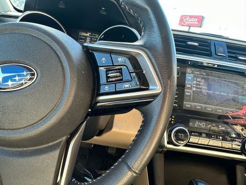 Used 2018 Subaru Outback 3.6R Limited image 28