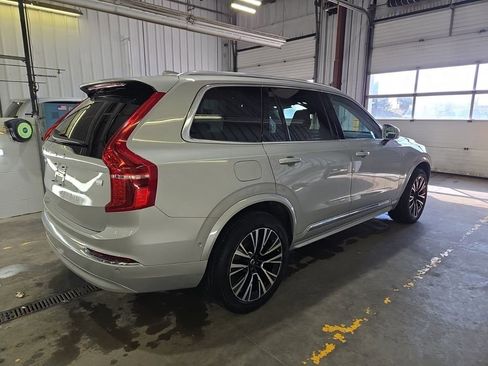 Used 2023 Volvo XC90 T8 Plus image 2