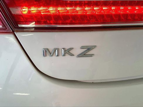 Used 2018 Lincoln MKZ Select w/ Climate Package image 31