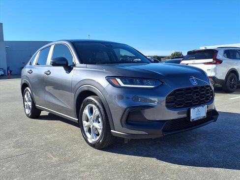 Used 2025 Honda HR-V LX image 2