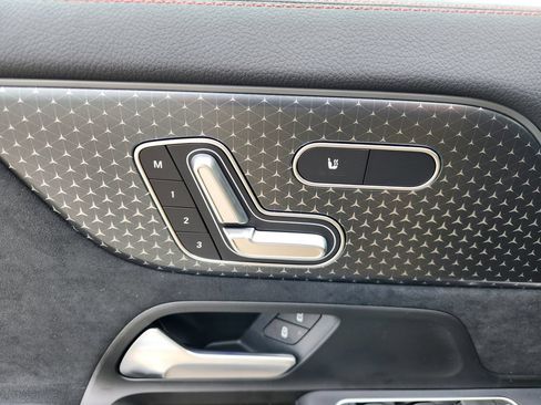 New 2026 Mercedes-Benz GLA 35 AMG 4MATIC image 21