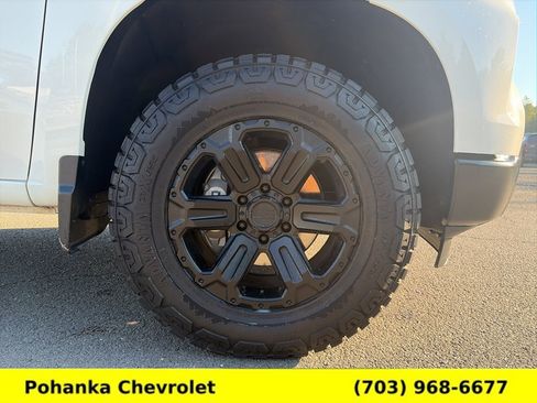 Used 2025 Chevrolet Silverado 1500 W/T w/ Trailering Package RWD image 24