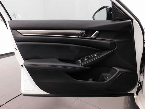 Used 2022 Honda Accord Sport image 23