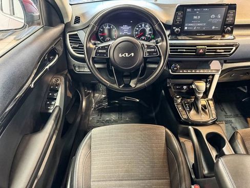 Used 2023 Kia Seltos S image 31