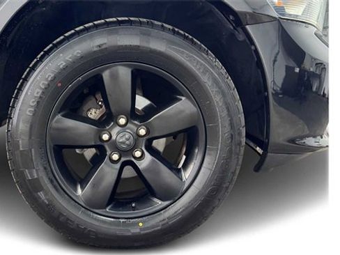 Used 2018 RAM 1500 Express image 8