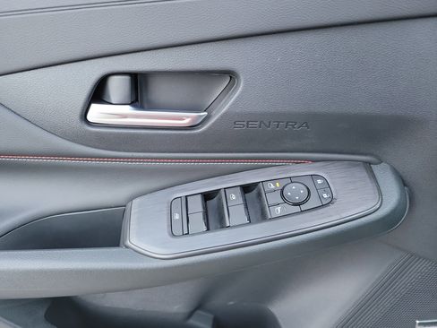 New 2026 Nissan Sentra SR image 25
