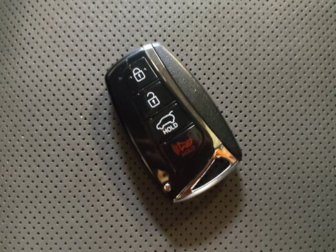 Used 2018 Hyundai Santa Fe Sport w/ 2.0T Ultimate Tech Package 05 image 32