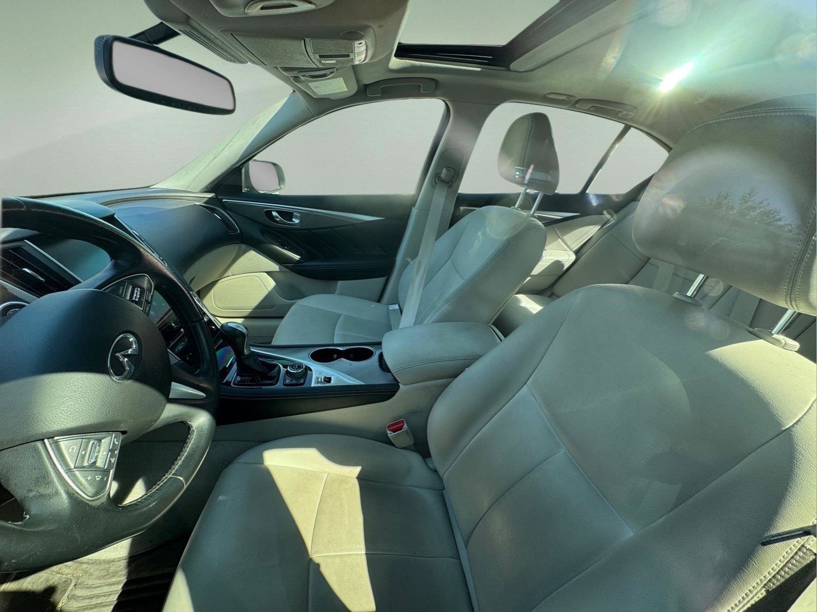 Used 2015 INFINITI Q50 Premium w/ Navigation Package RWD image 5