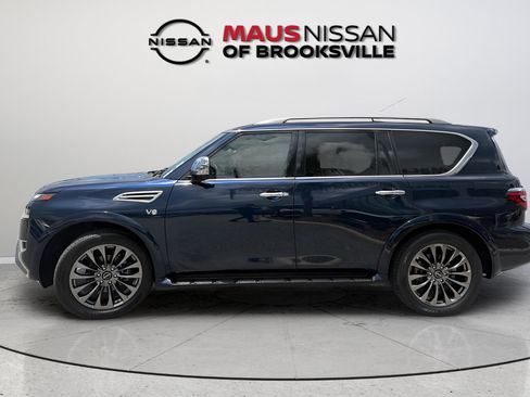 Used 2021 Nissan Armada Platinum RWD image 5