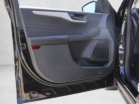 Used 2022 Ford Escape S FWD image 11