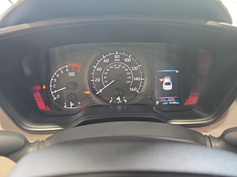 Used 2022 Toyota Corolla L FWD image 18