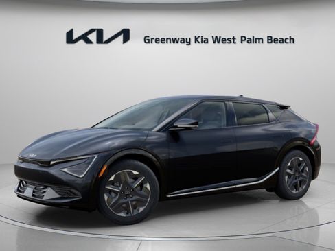 New 2026 Kia EV6 Light AWD/4WD image 4
