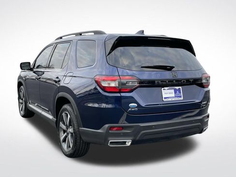 Used 2023 Honda Pilot Elite image 4
