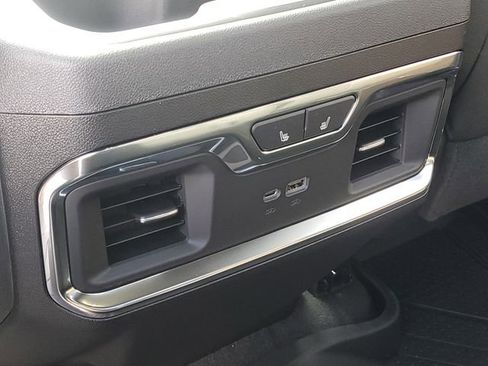 New 2026 Chevrolet Silverado 1500 High Country w/ High Country Premium Package AWD/4WD image 21