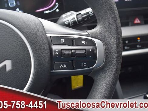 Used 2024 Kia Sportage LX image 26