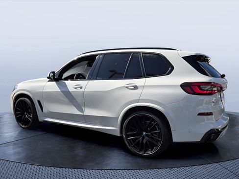 Used 2022 BMW X5 sDrive40i w/ M Sport Package RWD image 4