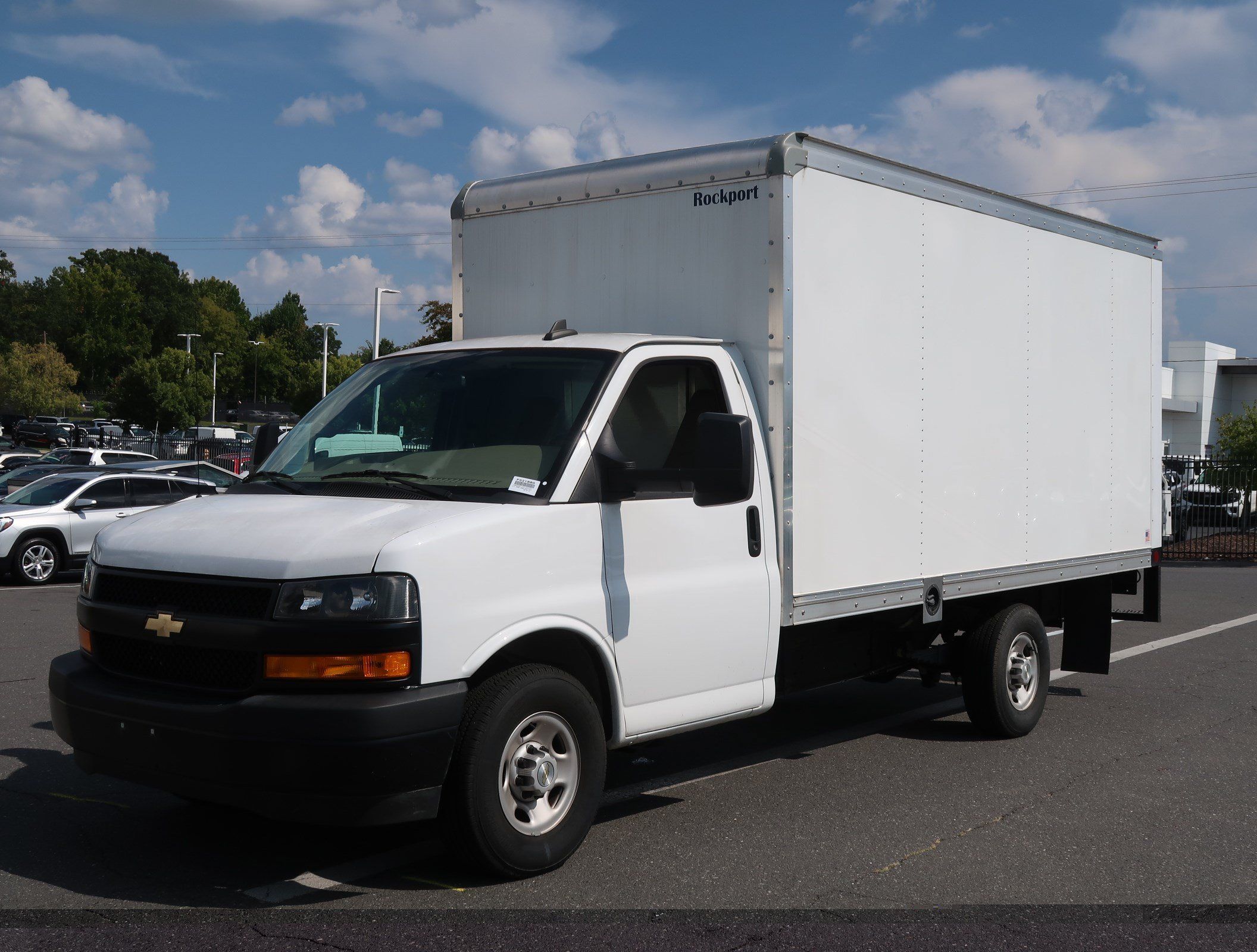 Used 2023 Chevrolet Express 3500 w/ Power Convenience Package RWD image 5