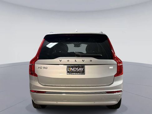 Used 2023 Volvo XC90 T8 Plus w/ Protection Package Premier AWD/4WD image 11