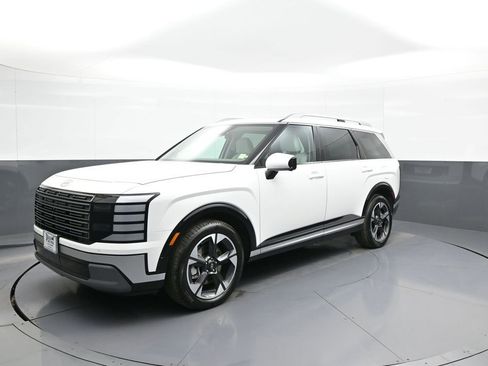 Used 2026 Hyundai Palisade Limited image 10