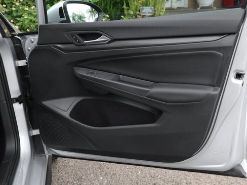 Used 2024 Volkswagen GTI Autobahn image 46