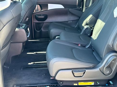 New 2026 Kia Carnival SX Prestige image 20