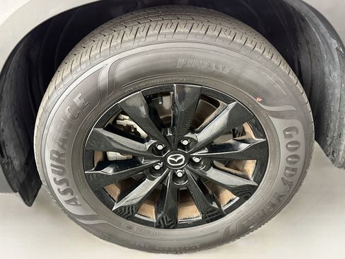 Used 2025 MAZDA CX-50 AWD 2.5 S w/ Preferred Package image 11