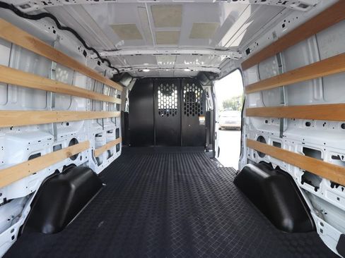 Used 2025 Ford Transit 250 Low Roof w/ Exterior Upgrade Package RWD image 14