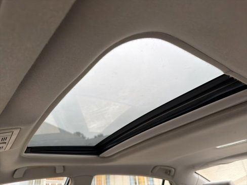 Used 2006 Toyota Avalon Limited image 29