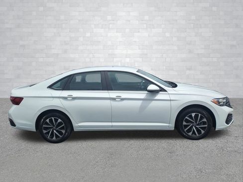 Used 2024 Volkswagen Jetta S FWD image 3