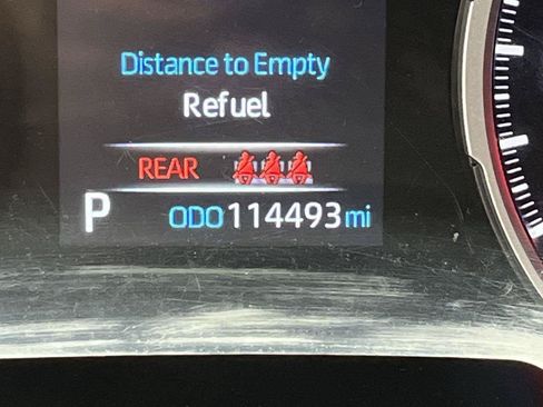 Used 2021 Toyota RAV4 LE AWD/4WD image 13